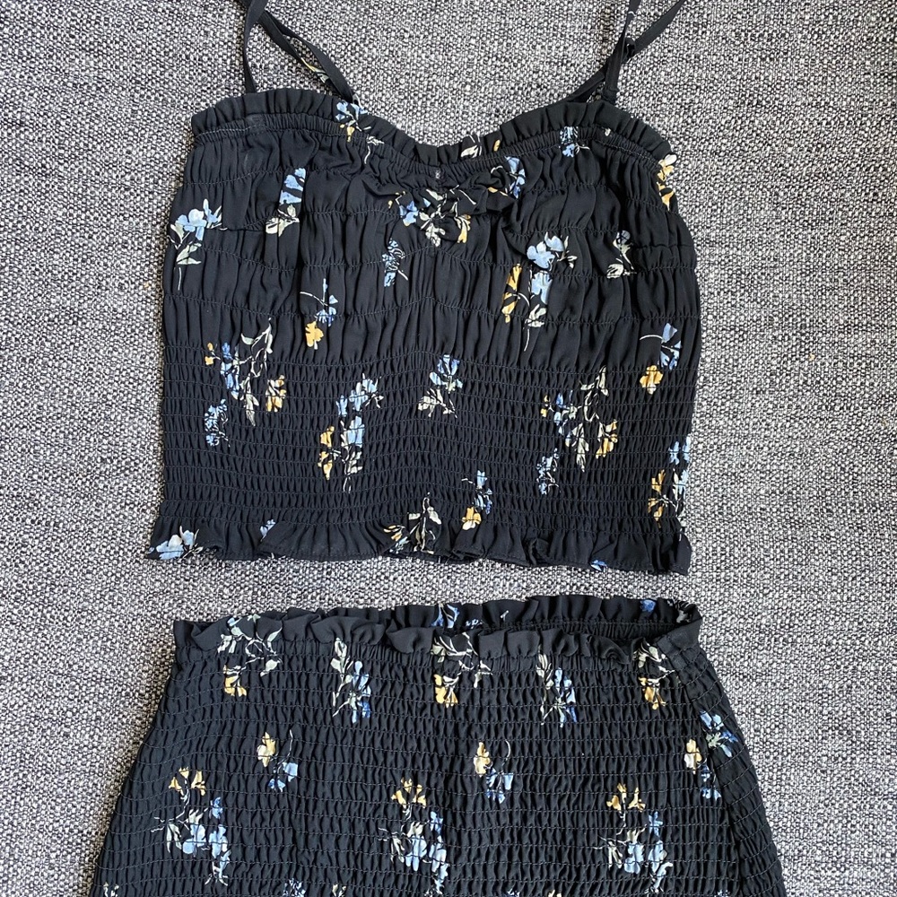 A&F Smocked Midi Matching Set - image 4